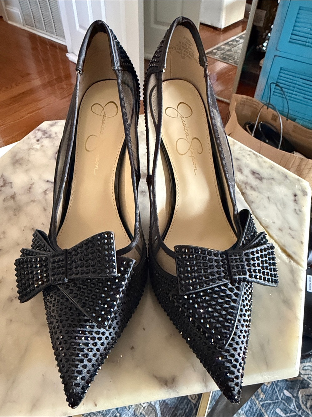 NWOB Black Crystal Bow Pointed Heels
